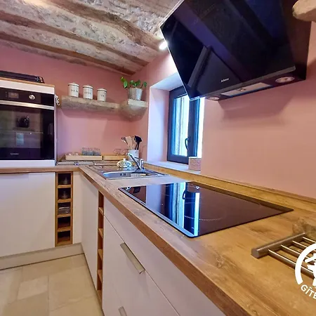 L'escapade Tatil Evi